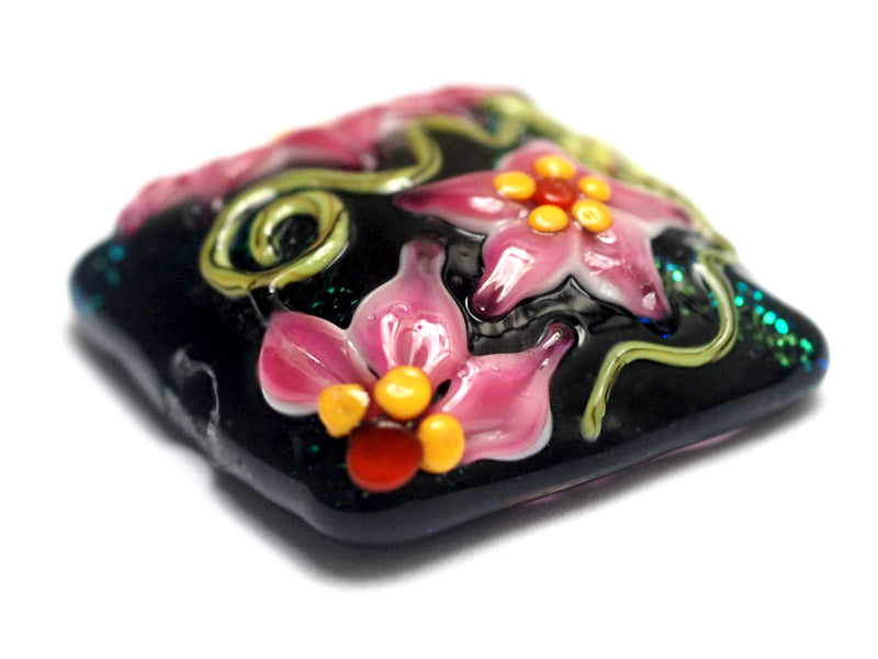 11838304 - Kelly's Elegance Pillow Focal Bead