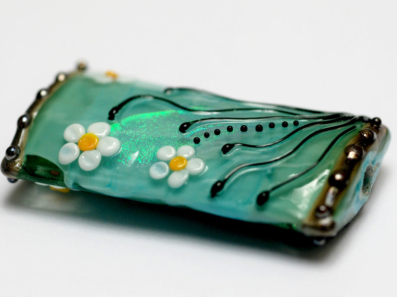 11838603 - Seafoam Florals Kalera Focal Bead