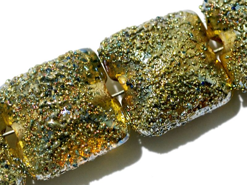 40101014 - Four Golden Green Metallic Pillow Beads
