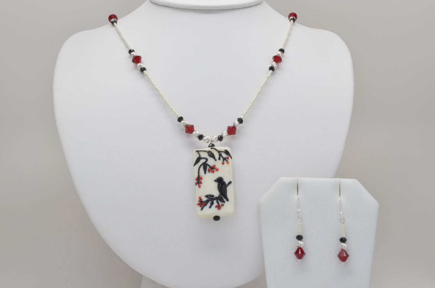 LC-Carly Noel Necklace with Tranquility Vines Kalera Focal