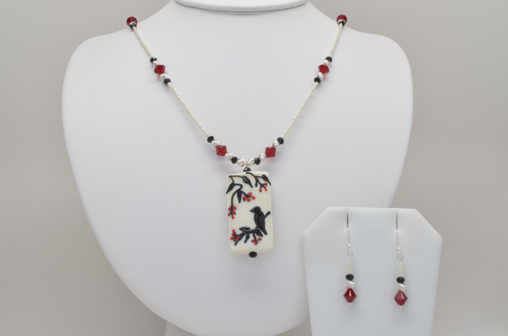 LC-Carly Noel Necklace with Tranquility Vines Kalera Focal