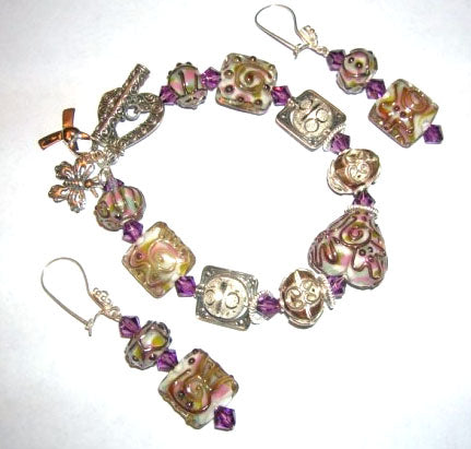 11105604  Heart's Desire by by Les Bijoux, Francine Girimonte