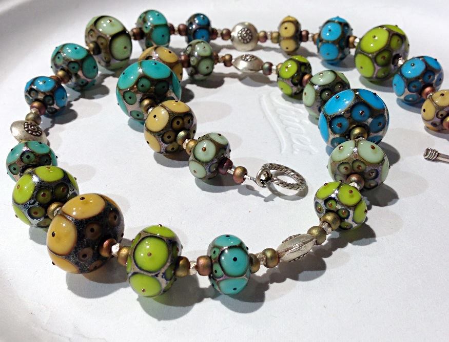 LC-Necklace using Graduated Rondelle Strands