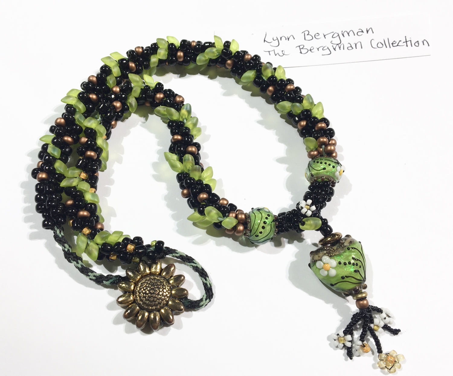 LC - Necklace with 11838505 Spring Green Florals Heart