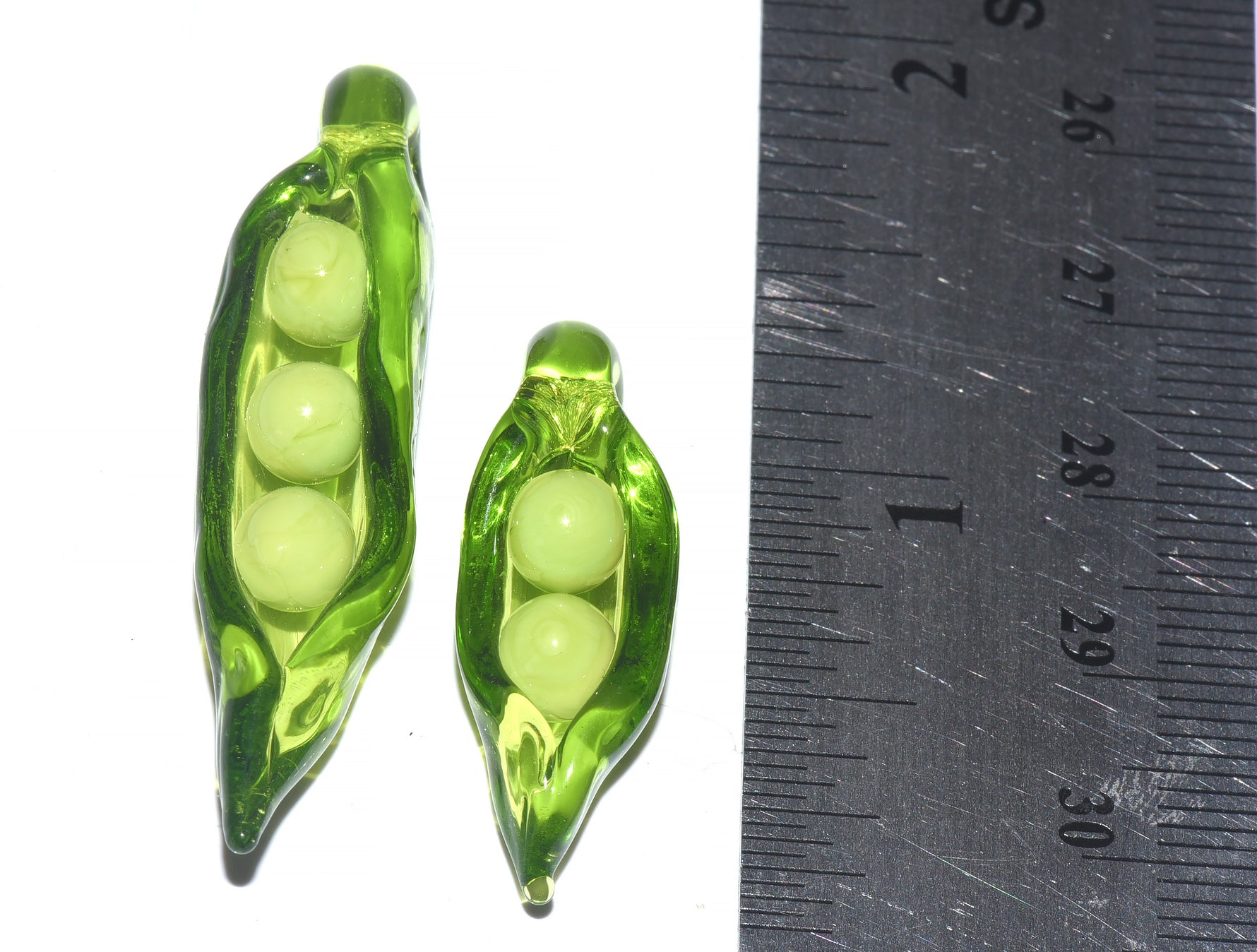 Pea Pod Glass Bead Grace Lampwork Beas