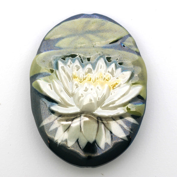 PF023040 - 30x40mm Porcelain Puffed Oval Waterlily