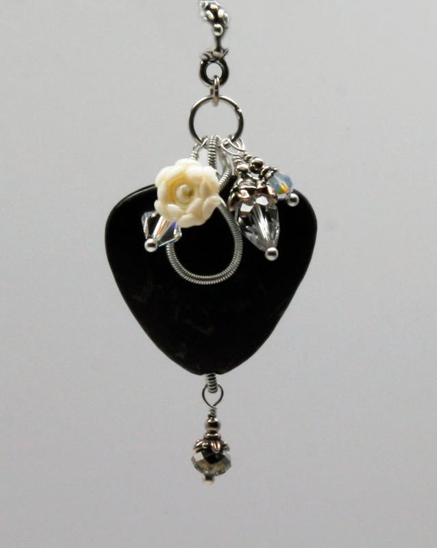 LC-Mapin Pendant with Ivory Headpin