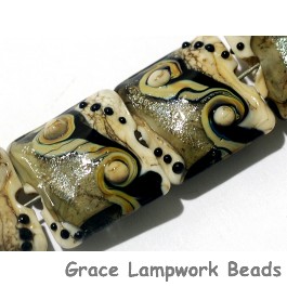 10902914 - Four Dreamers Stardust Pillow Beads