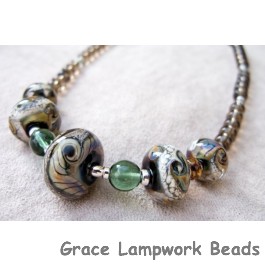 10203611 - Necklace w/Grad Green/Beige Free Style Rondelle Beads