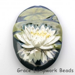PF023040 - 30x40mm Porcelain Puffed Oval Waterlily