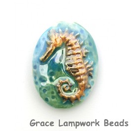 PM021824 - 18x24mm Porcelain Puffed Oval Seahorse