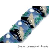 10414514 - Four Howling at the Moon Pillow Beads