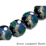 10414512 - Four Howling at the Moon Lentil Beads